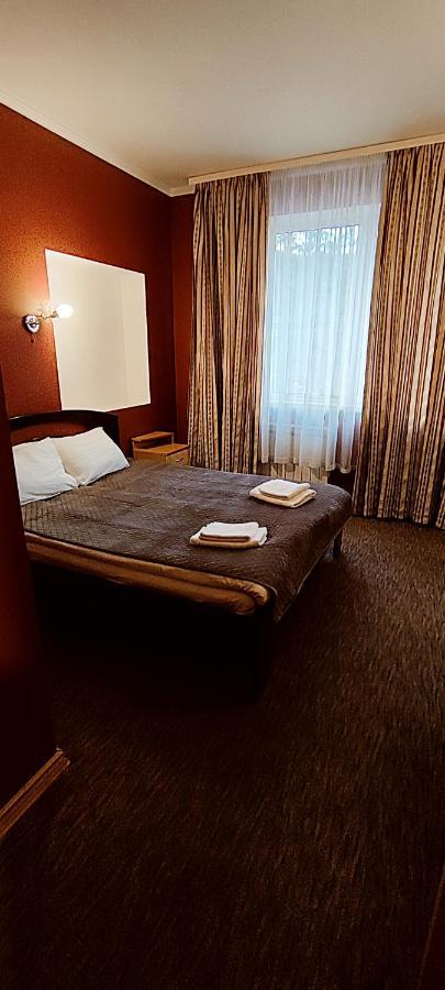 Лелеч Hotel Tatariv Exterior foto